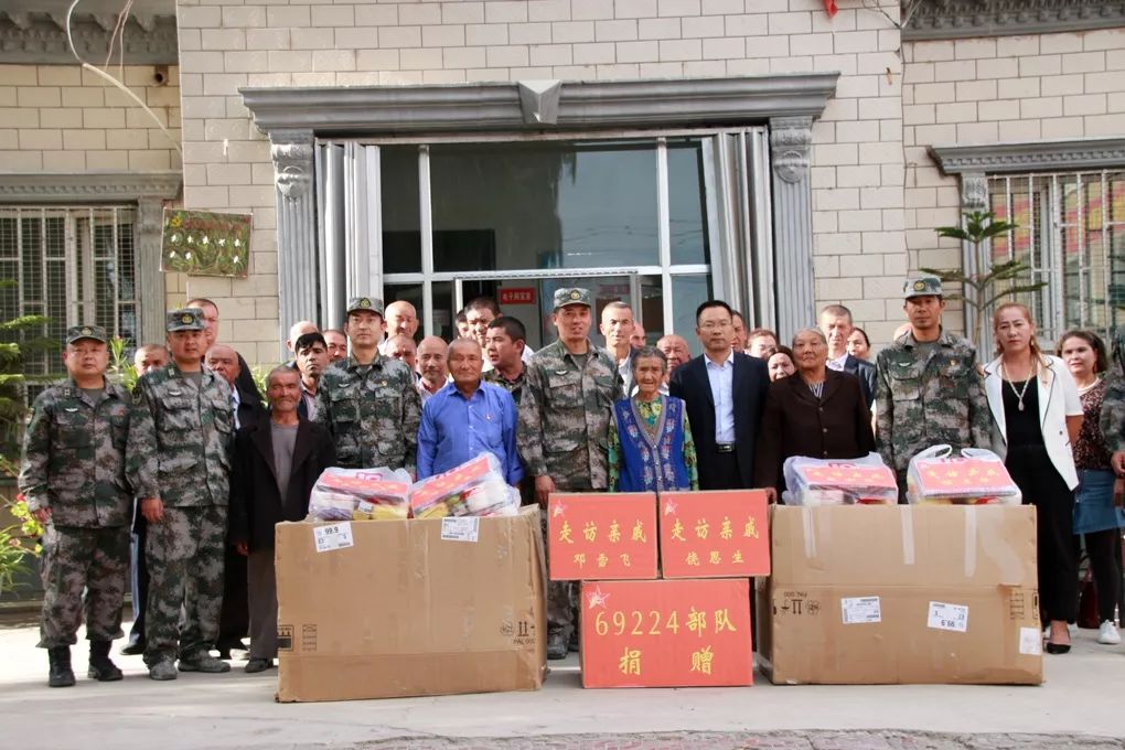 点赞他们助老百姓提前实现脱贫梦