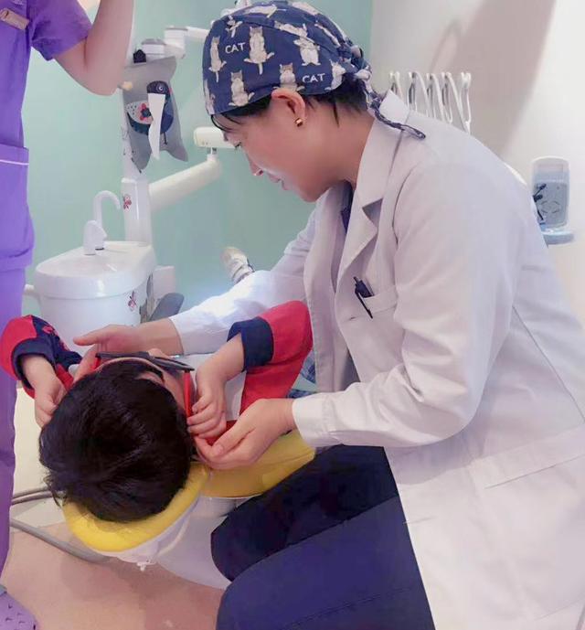 这样的口腔治疗方式,家长孩子超满意_牙齿