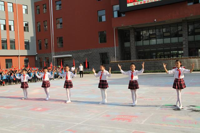 壮丽七十年我和我的祖国小店区沙河街小学