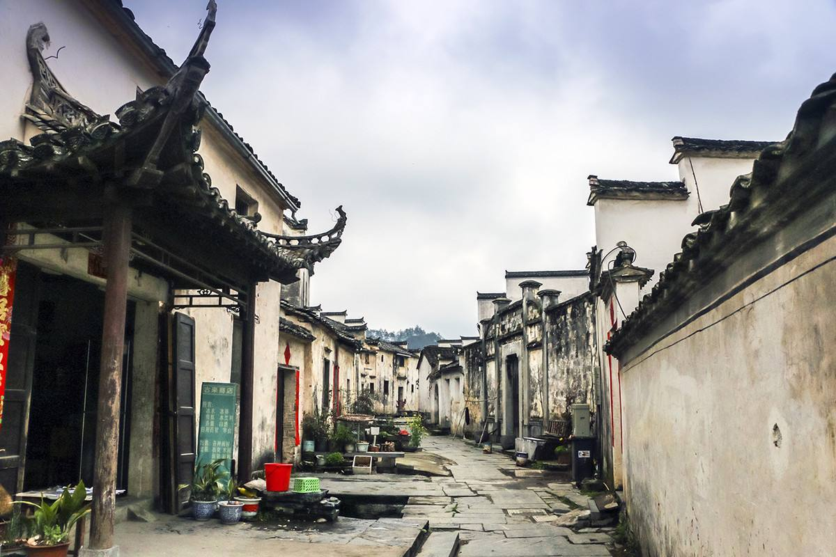 徽派建筑的灵魂马头墙本是为防火而建意外成就一场美景