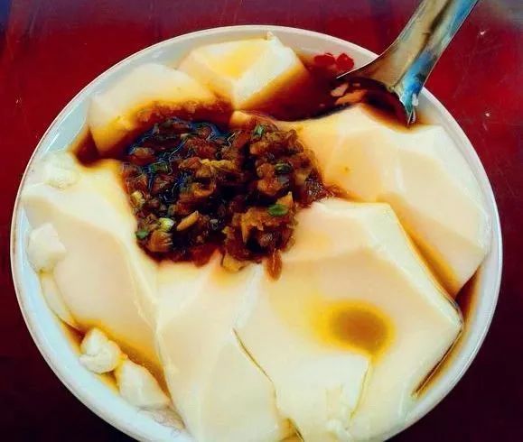 聚焦跑进三百山尝安远美食