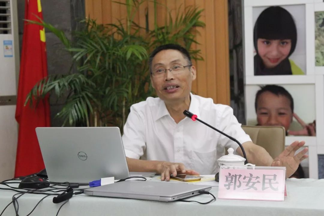 担负反邪重任共创无邪校园县反邪教师资专题培训在北门小学举行