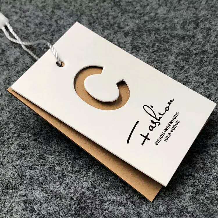 如何进行吊牌设计