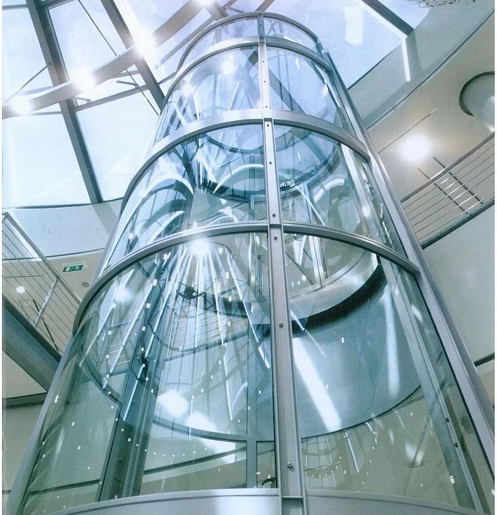 的技术研发团队,为富士精工电梯推进优质精品电梯的市场目标积极努力