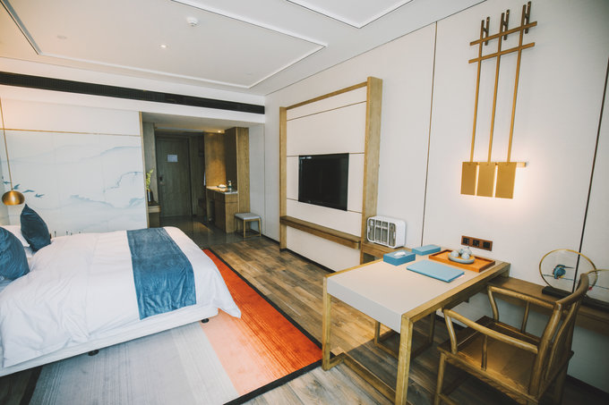 原创初秋岳阳寻景澜一处栖息之处