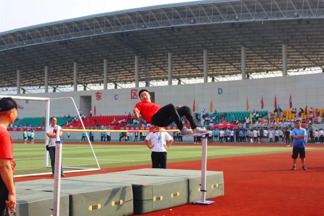 赛场上的力与美——将乐供电参加第二届全县职工运动会