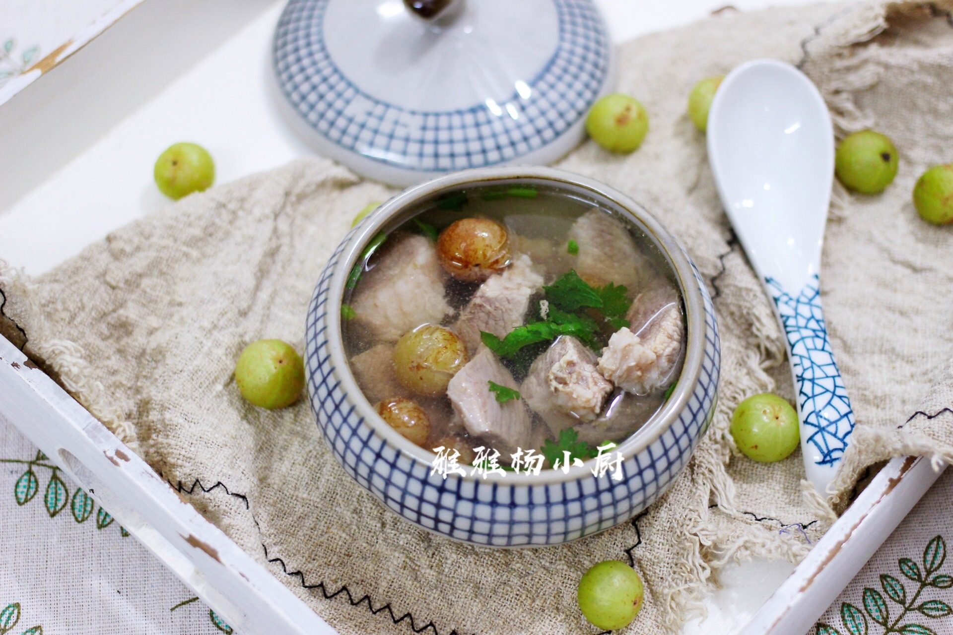 原创秋天要多喝这汤我家隔天炖一次润肺止咳小孩要多喝