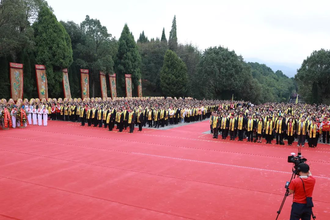 己亥年海峽兩岸炎帝陵祭祀大典隆重舉行