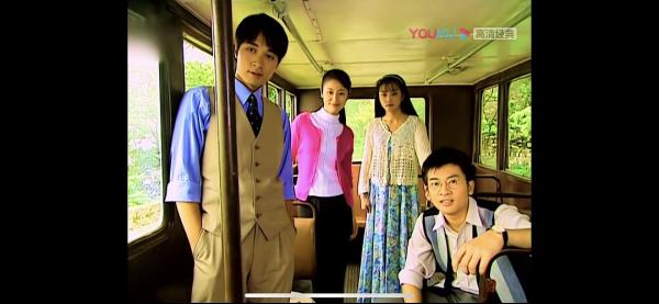 如萍在《情深深雨蒙蒙》里究竟换了多少套衣服?_依萍