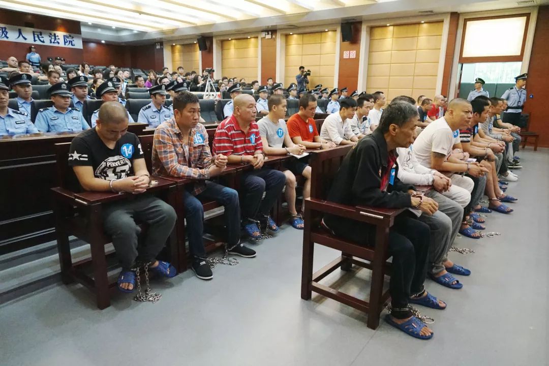 意图控制英德猪肉行业控制市区赌博行业这个涉黑头目终审获刑二十五年