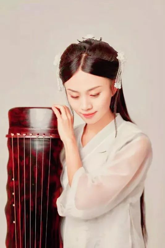 八〇之夜熊开华熊云韵古琴音乐会11月9日上海保利大剧院上演