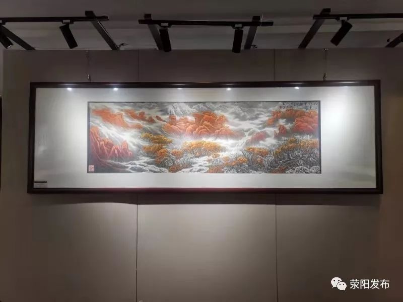 看我滎滎陽這位畫家受邀在古城開封舉辦畫展