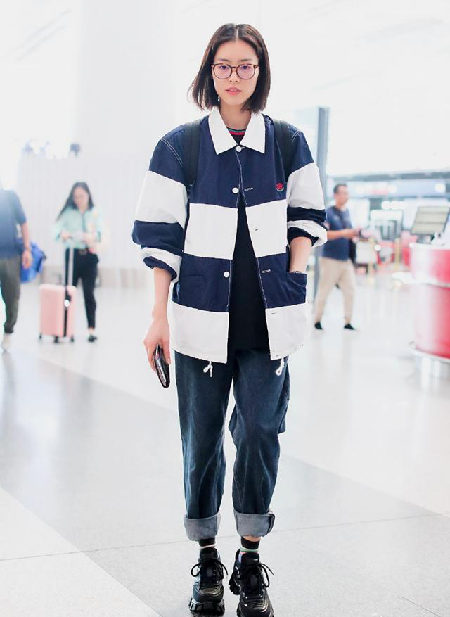 老爹鞋仍然时髦到爆女星机场街拍解锁秋季老爹鞋最in穿搭公式