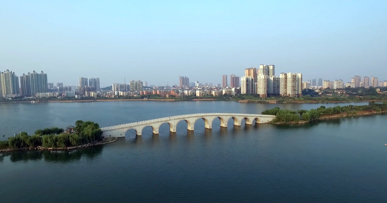 外地游客都是这样评价南湖的!_岳阳