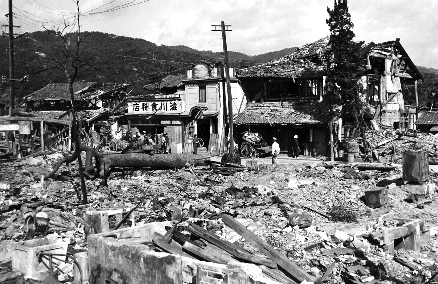 日本向联合国递交废核请求,并附上1000万人签名_爆炸