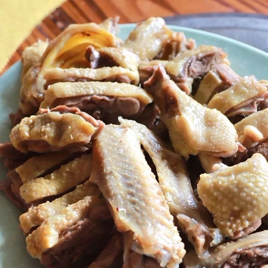 寻味想吃美味泉水煲鸭不用去到清远在佛山这里就有出品样样都好正