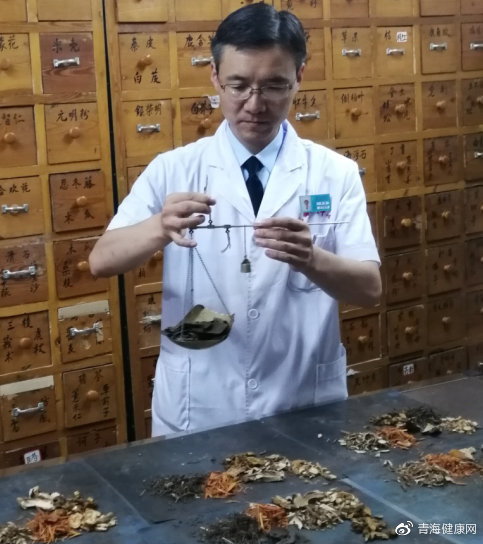 【人民健康70年】西宁市医疗卫生贡献者展播:社区好医生刘康