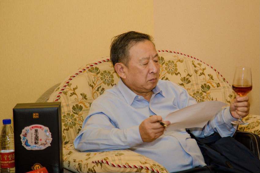 浙江中医药大学原校长,博士生导师肖鲁伟山西汾酒总工程师 杜小威延边