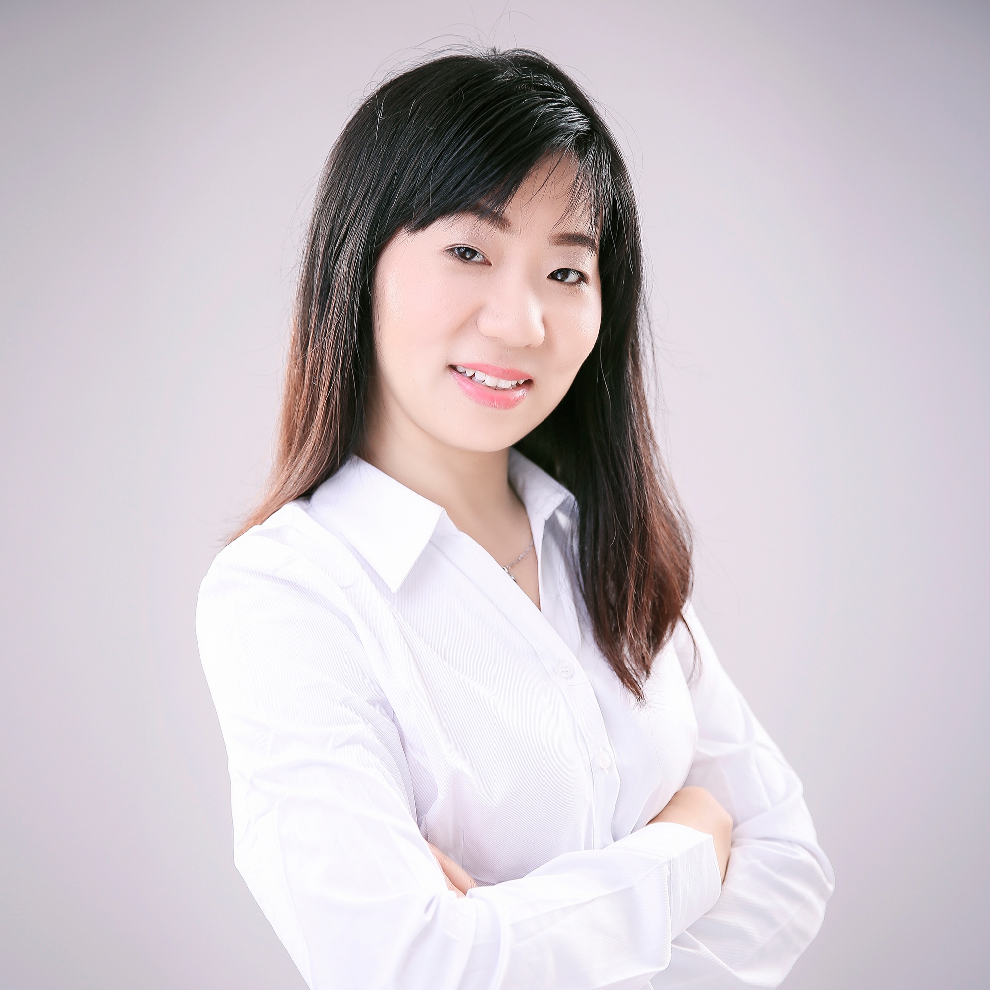 郑州龙子湖畔:"愫问心理"助心灵自由放飞_韩颖