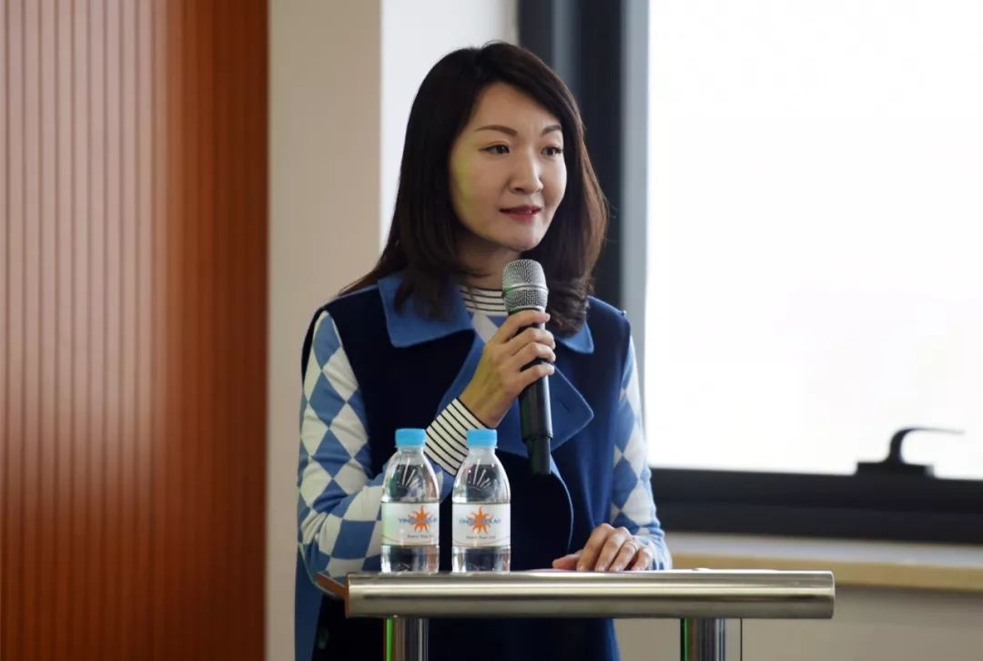 英利集团副董事长苗青表示,发挥英利集团,零碳发展研究院,河北大学的