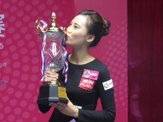 刘莎莎:年纪最轻的九球冠军,中国首位世锦赛三冠王