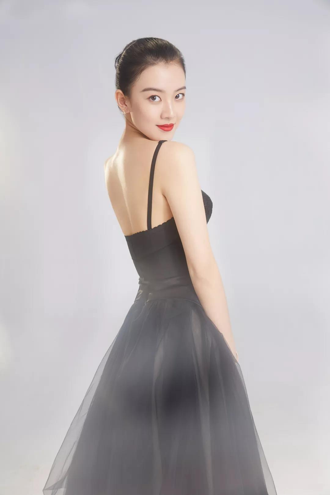 星刊娱乐专访 雅玫 90后青衣女演员的自我修养