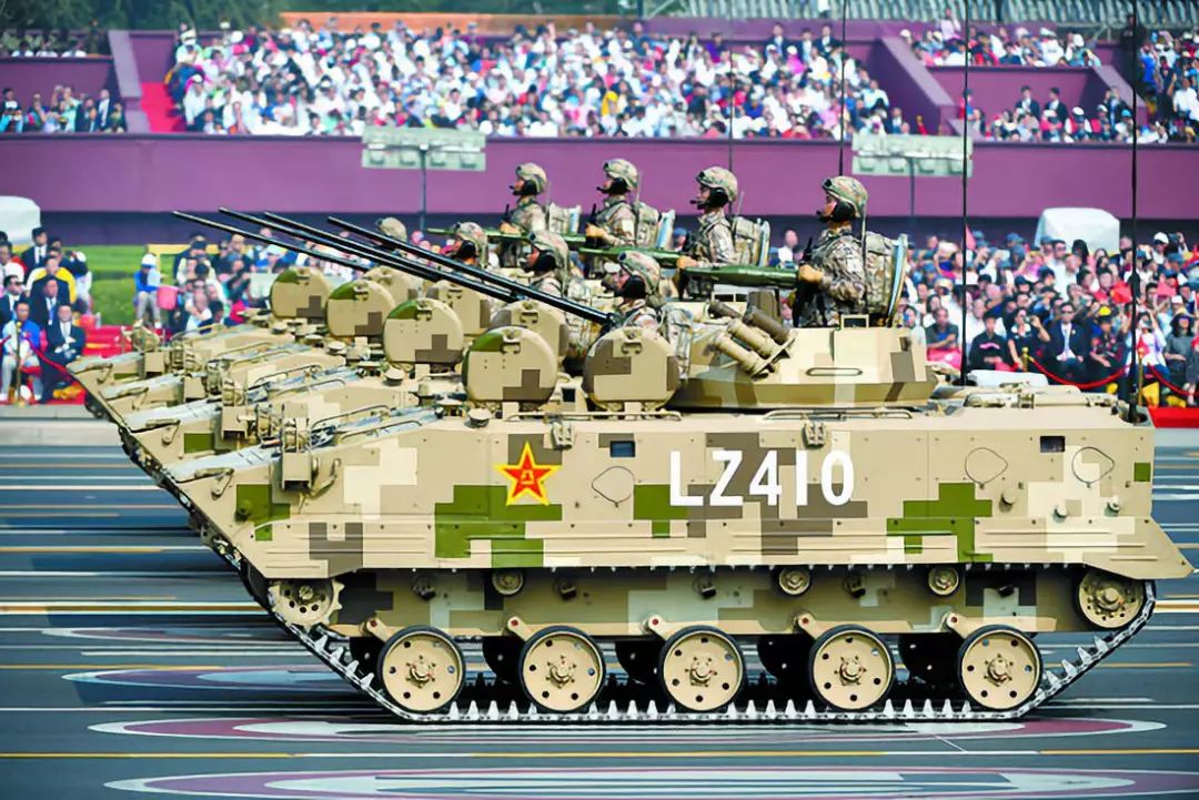 每个零件斤斤计较每场试验舍生忘死看看江麓战车背后的故事