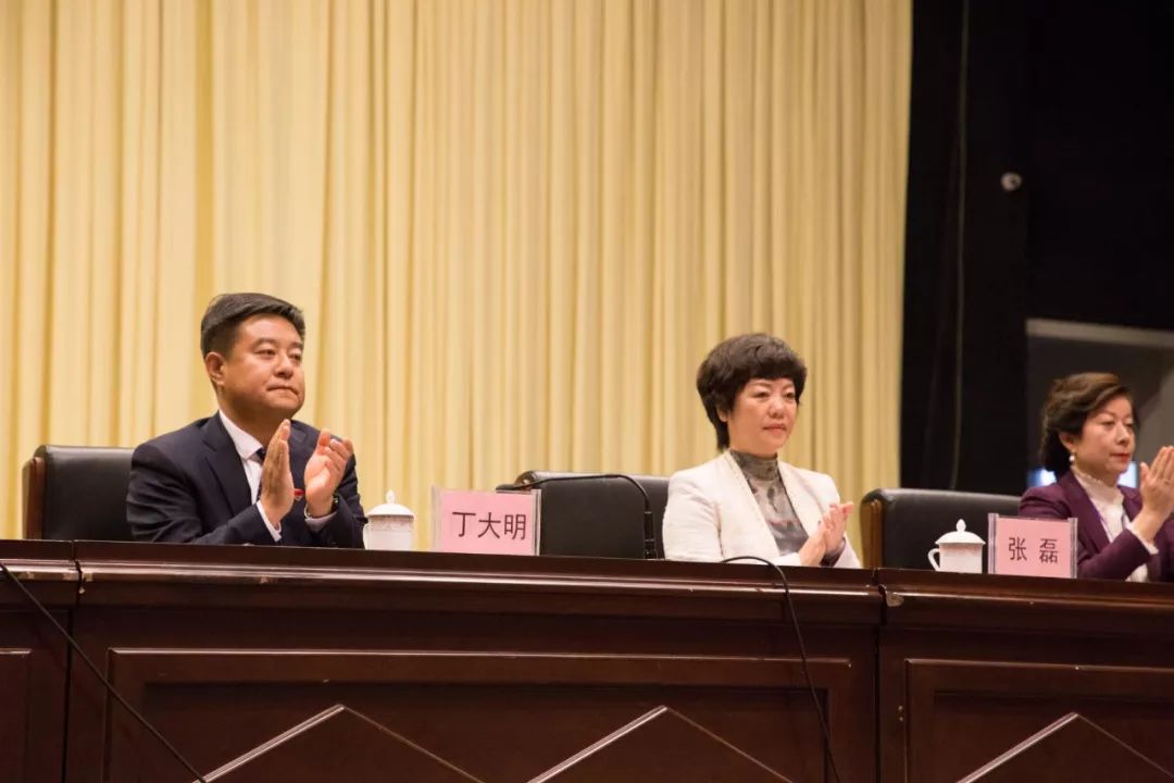 呼图壁县妇女第二十次代表大会胜利召开