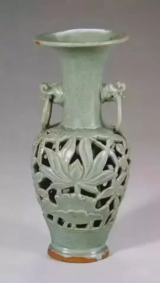 韩国新安沉船 | 出水元代龙泉青瓷_瓷器