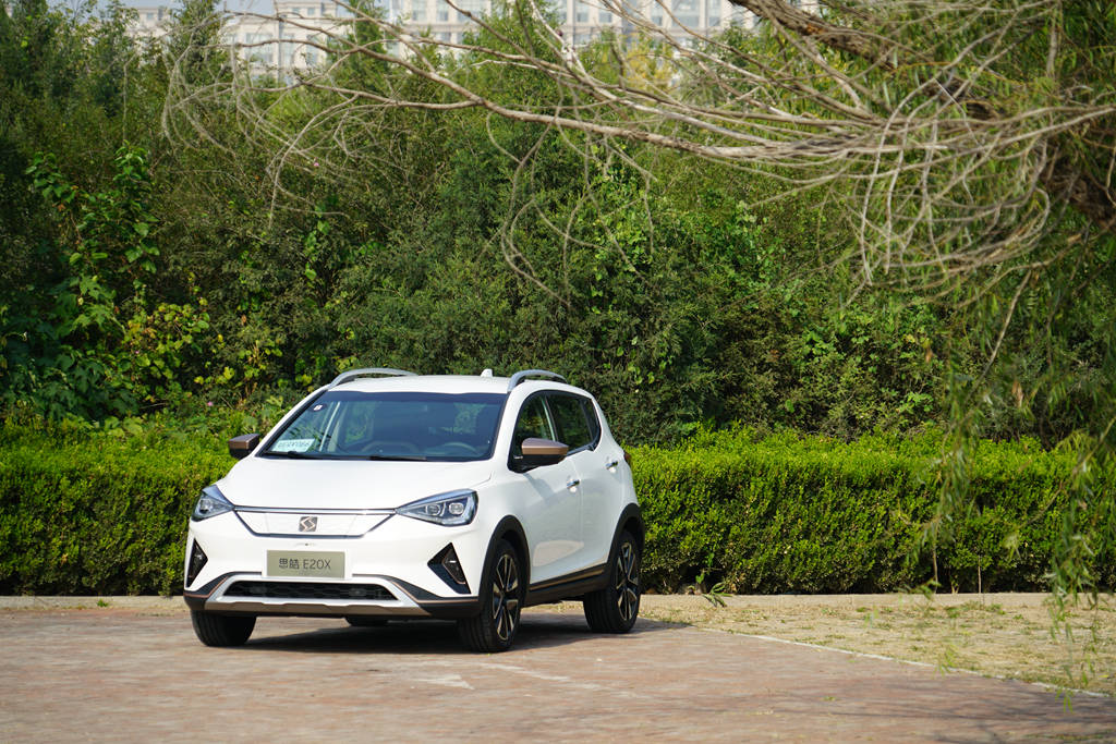 首试江淮大众思皓e20x已经有了iev7s为什么还要选它