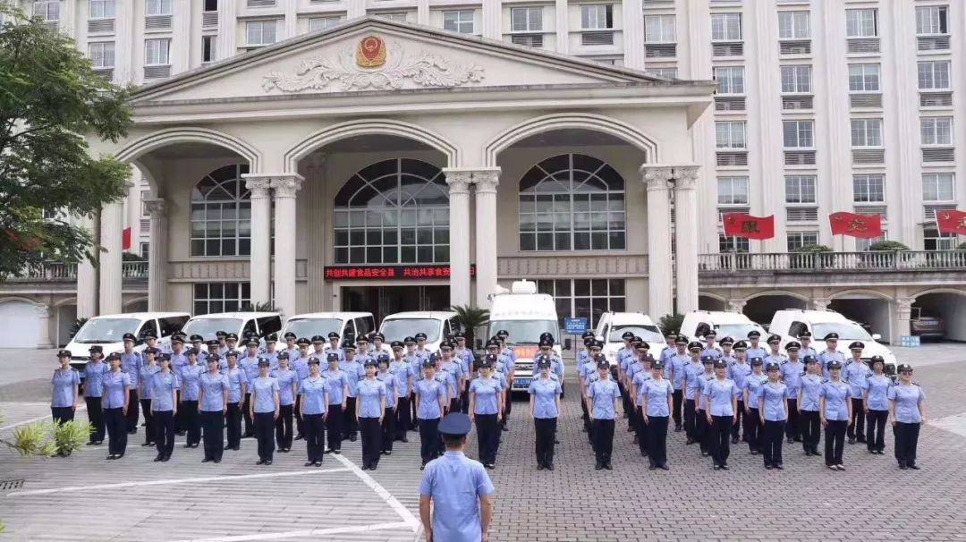 综合执法壁纸图片