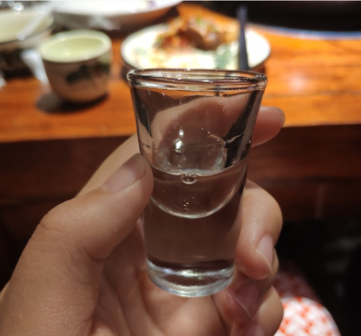 酒桌上不想喝酒试试4个高情商挡酒理由招招制敌还不伤和气