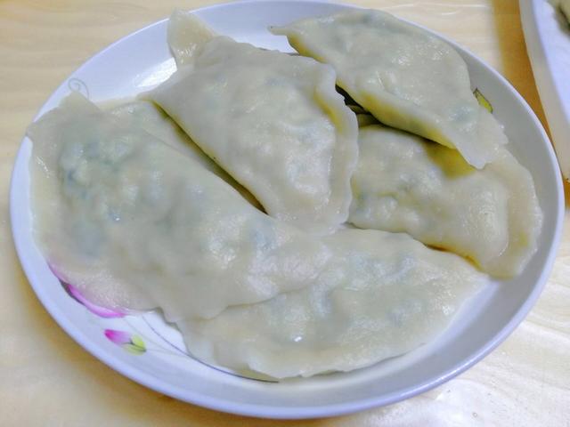 原创鲅鱼馅饺子加猪肉和啤酒是大错特错原来这才是最鲜嫩好吃做法