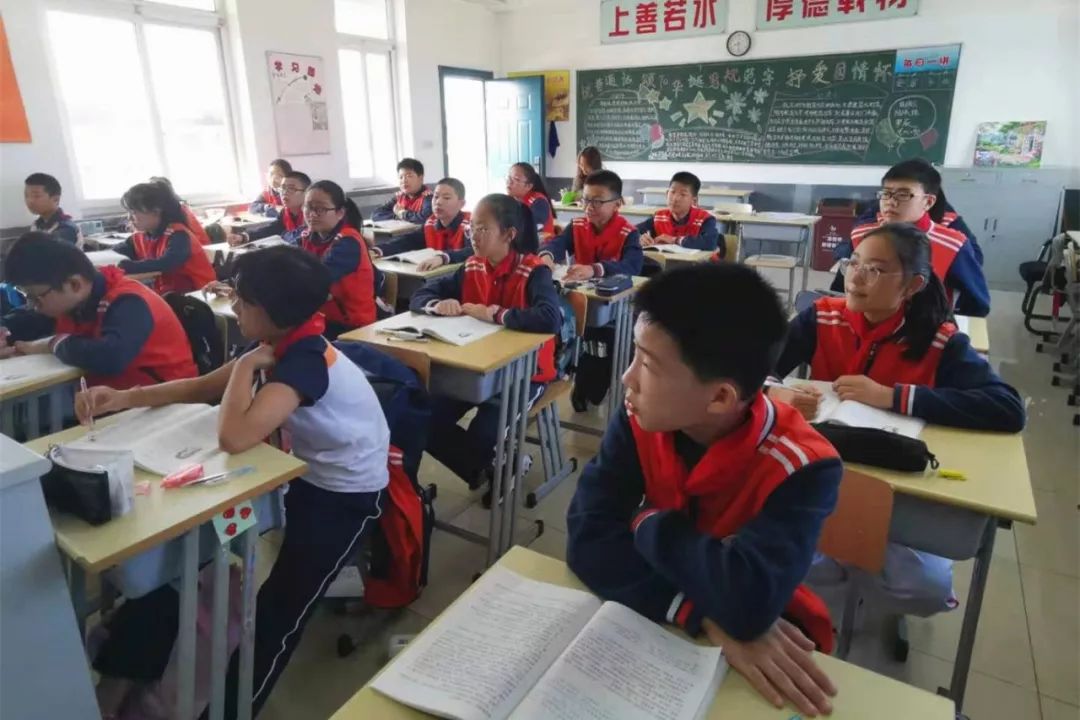 强校工程语文学科指导专家来蔡路中学指导