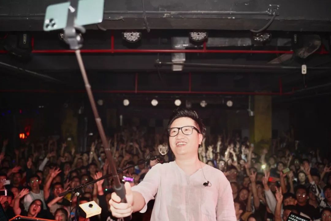 演出回顾走歌人19巡演现场的最佳单曲是