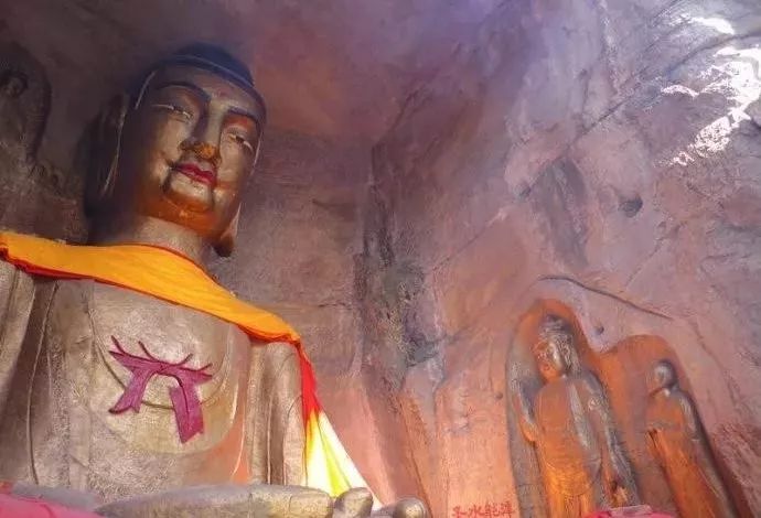 济南青铜山大峡谷秋游打卡圣地