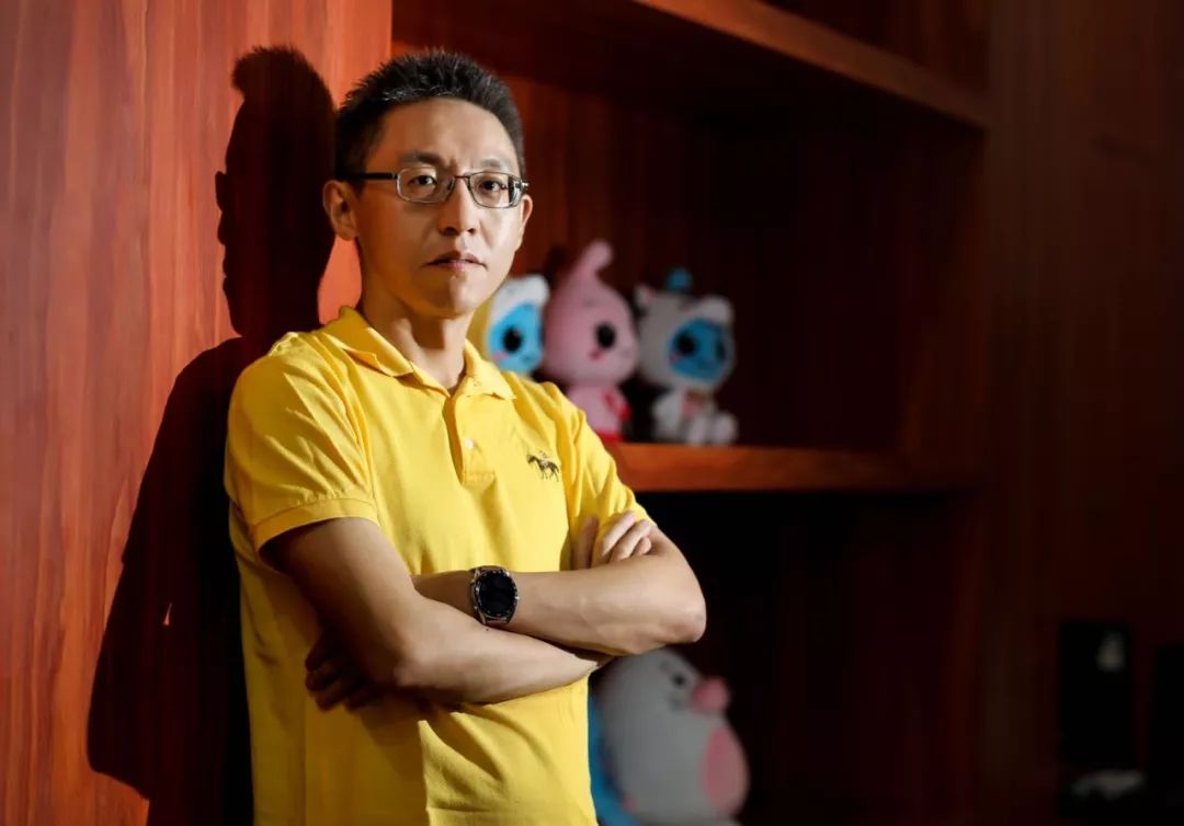 棠下出租屋起步在广州拼搏10年四川跑男李逸飞在科韵路搭建游戏王国