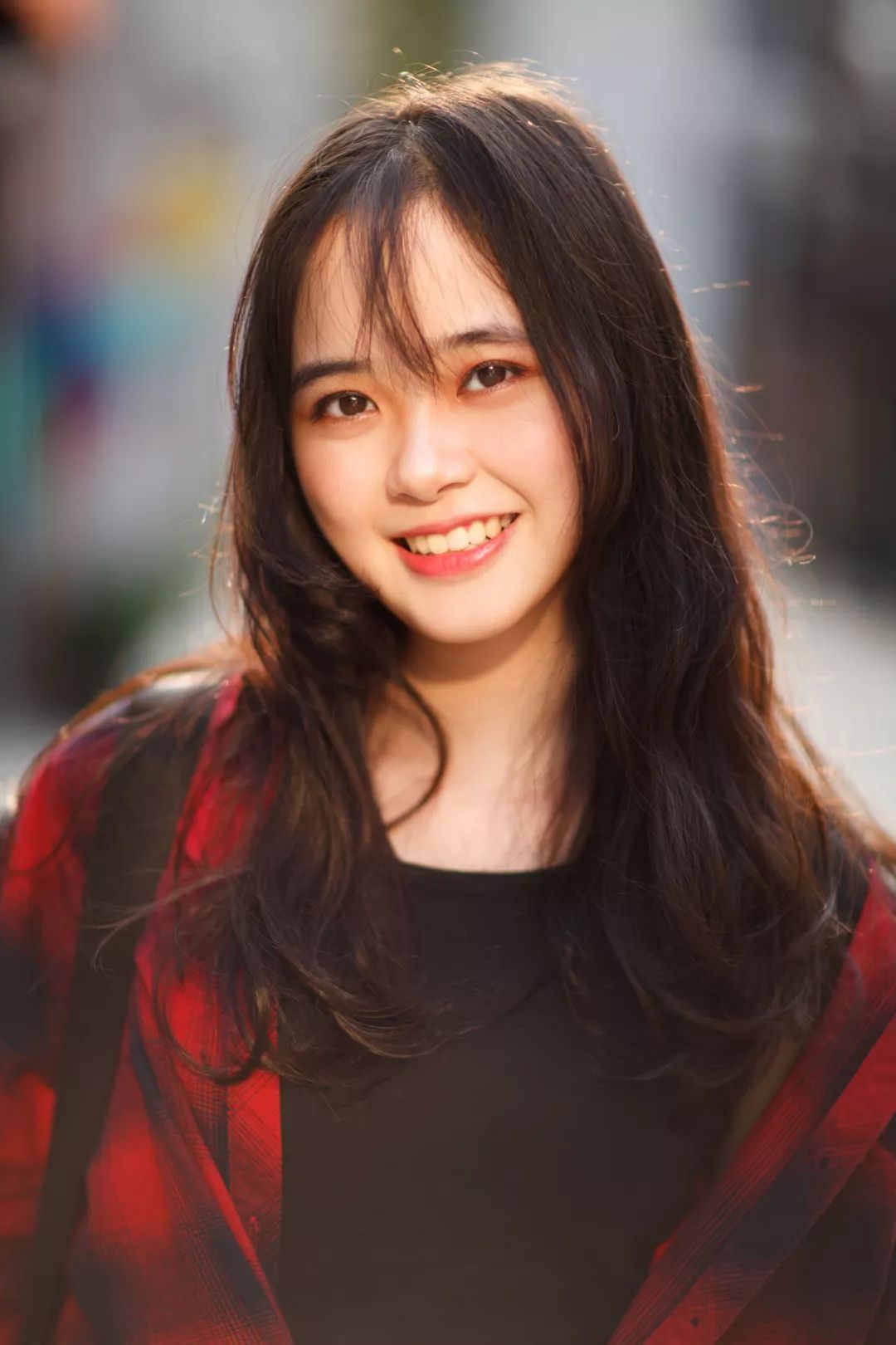 喜欢吃和旅游 最爱的还是学习97"谢佳琪金泰亨老婆给大家拜个早年!