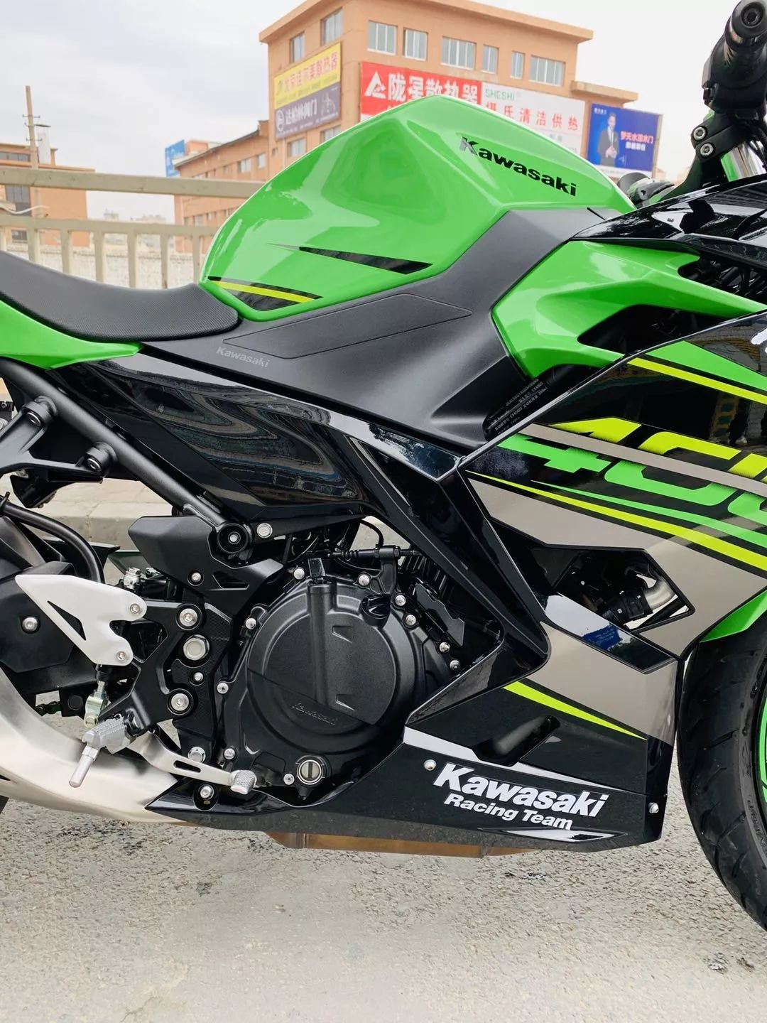 轉讓甘肅蘭州大貿川崎ninja400