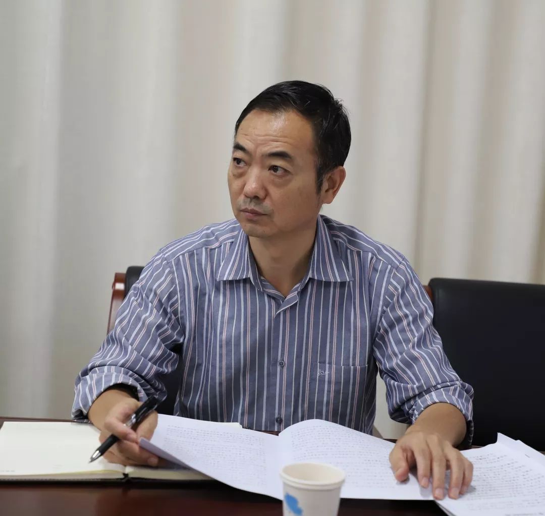 刘德山李飞雪▲市委老干部局调研组