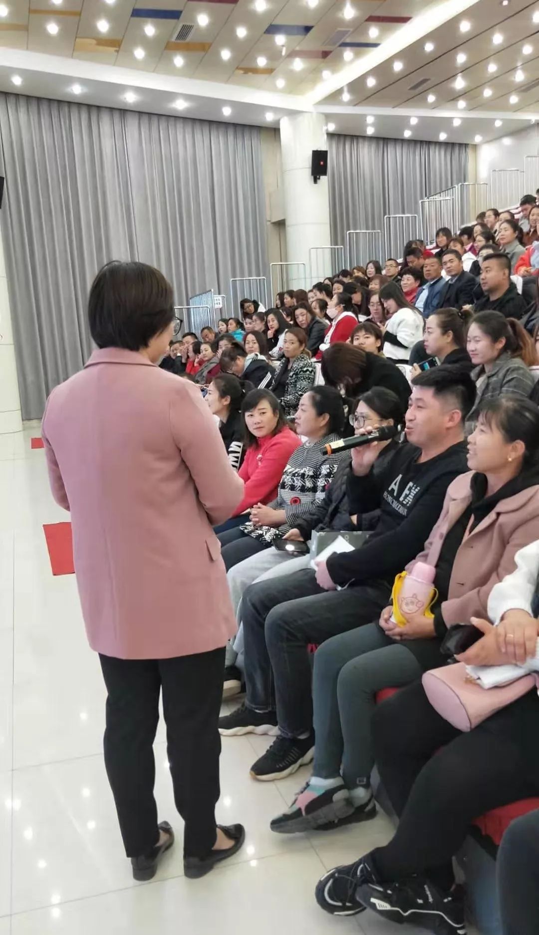 家園共育科學教養照亮孩子的未來東方幼兒園億童父母學院家長講座活動