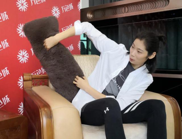 专访朱婷女排世界杯十一连胜不曾想我们就像郎导女儿