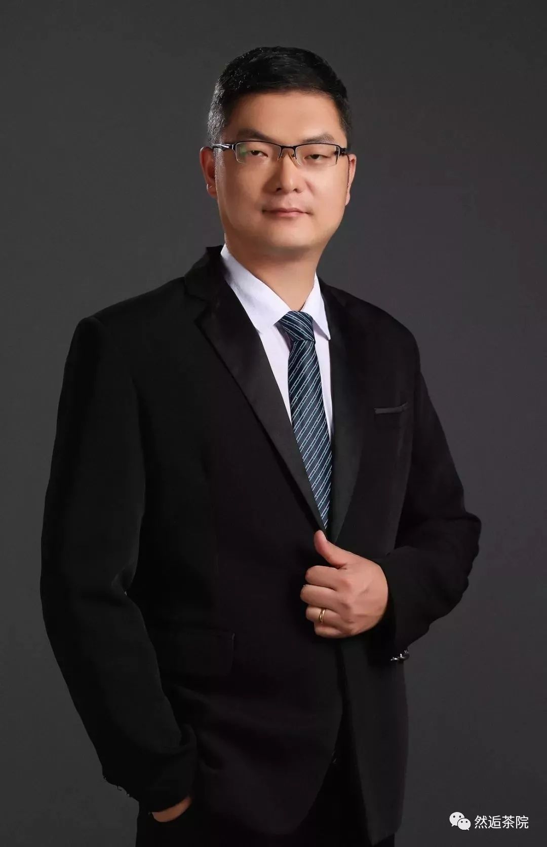 张涛俊南京大学硕士研究生可复制领导力讲师,师从樊登江苏华泰重工