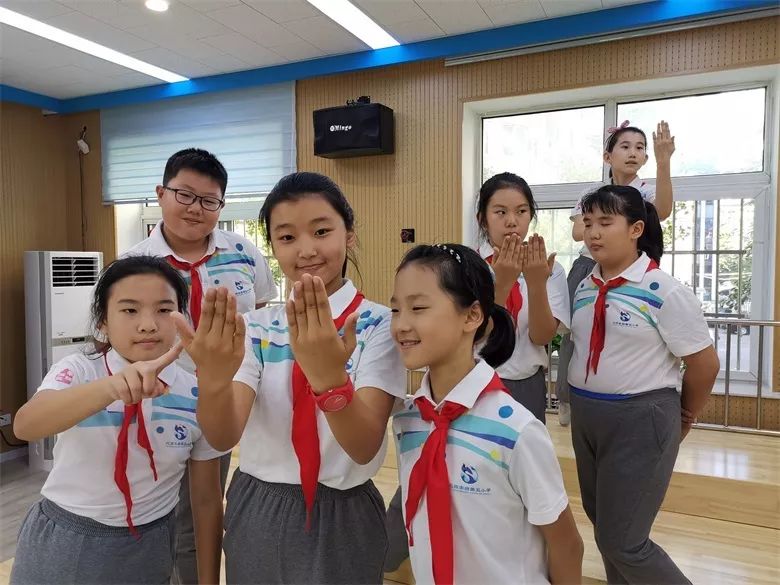 幸福五小精彩绽放丰台五小本校合唱团参加丰台区庆祝中国少年先锋队建