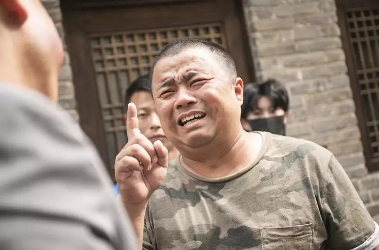 曹随风两次登上央视春晚舞台用一口纯正的河南话传播豫文化