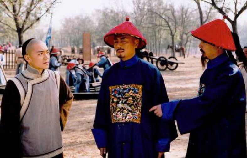 原创一个正二品的巡抚,能够调动多少军队,管理全省4000万人?