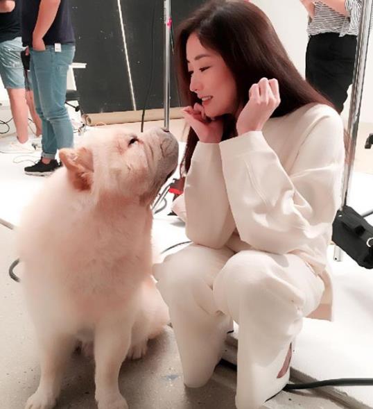 38岁崔贞媛近照公开美貌依旧曾因美七一角爆红出道前长相惊人