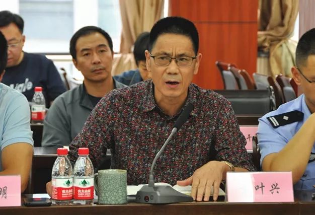 丁兰街道召开不忘初心牢记使命主题教育问题检视暨2019