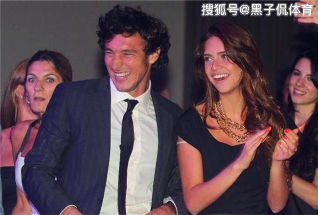 不过对此,无论是扎伊拉·奈拉,还是迭戈·弗兰都没有正面回应,和迭戈