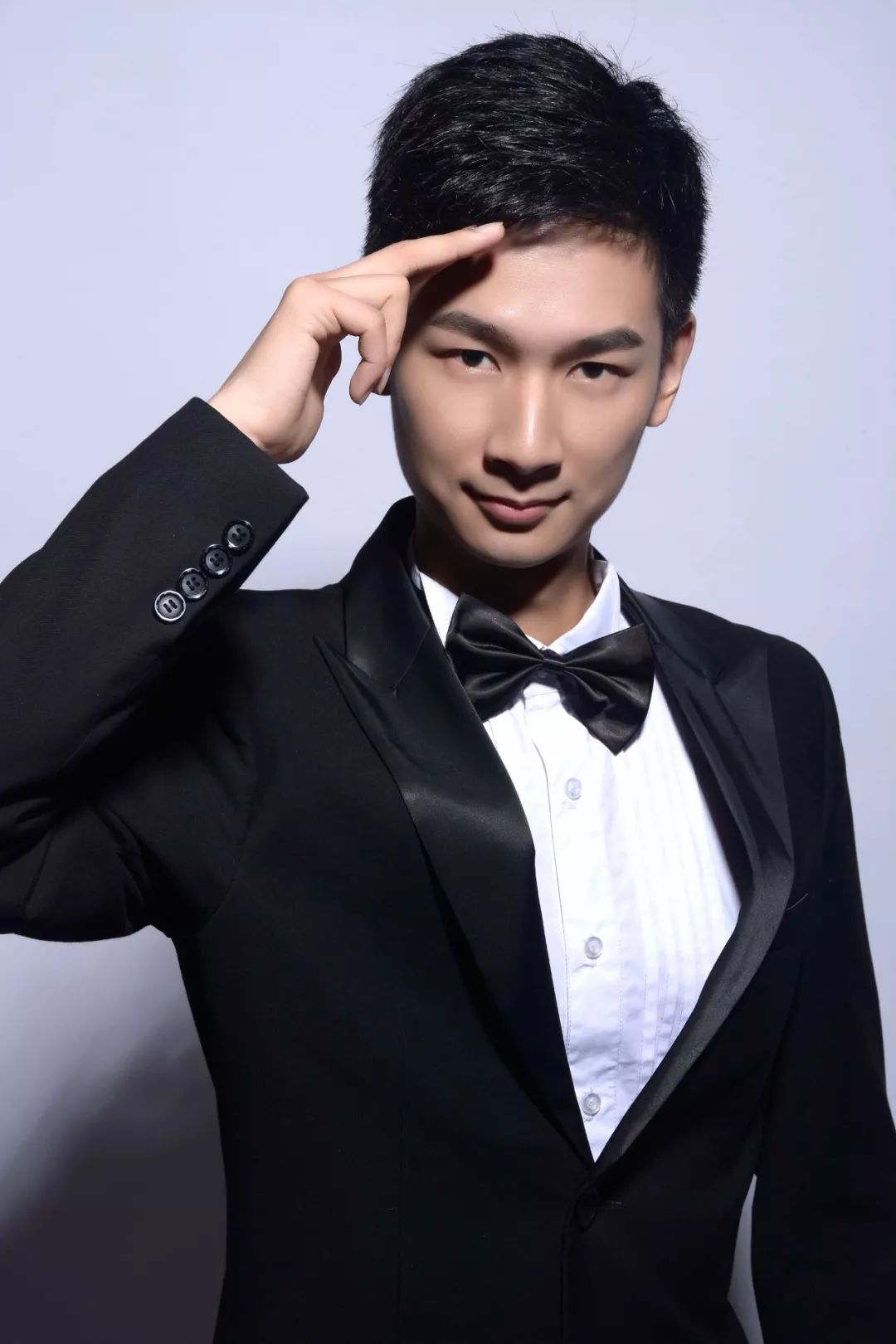 彭三,木偶长绸舞《梁祝情》演奏:李寒冰 熊昊芦笙齐奏《芦笙欢歌》二